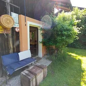 Gemütliche Mit Kamin Und Garten Apartment