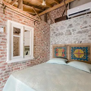 Iconic Stone Apartment Izmir