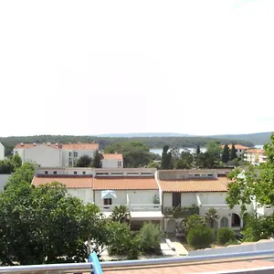 Relaxing Summer In Apartment Punat